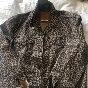 Never worn. Tags removed size medium Levi leopard print jean jacket